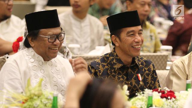 Partai Gerindra Prabowo Subianto( kanan)